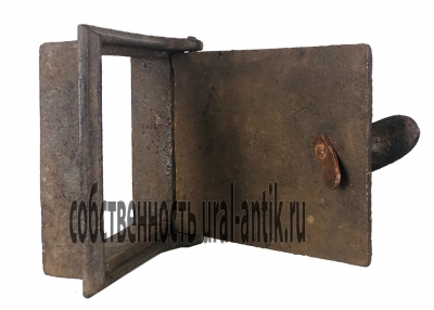 Старинная печная дверца "КОЛЕСНИЦА"- гурьевского металлургического завода, с рабочим затвором. Материал чугун.