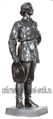 Антикварная скульптура "МАКСИМ ГОРЬКИЙ", 1960-го года выпуска. РЕДКОЕ произведение ремесленного училищя №18 г. Касли.