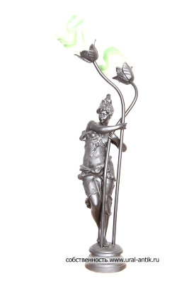 Светильник - Скульптурная композиция «Диана, держащая два цветка лотоса». Каслинское литье.